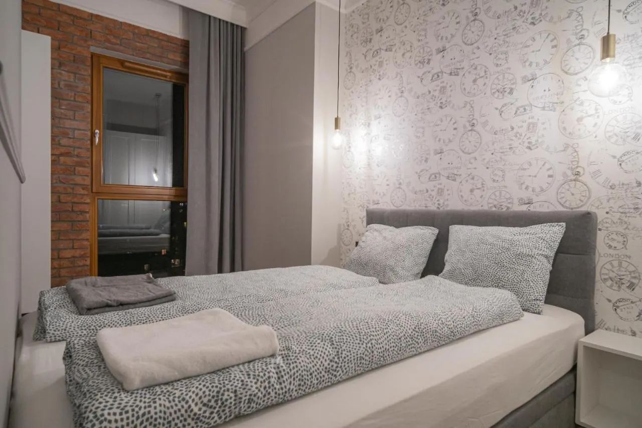 Labo Apartment Metro Mlociny Warsaw